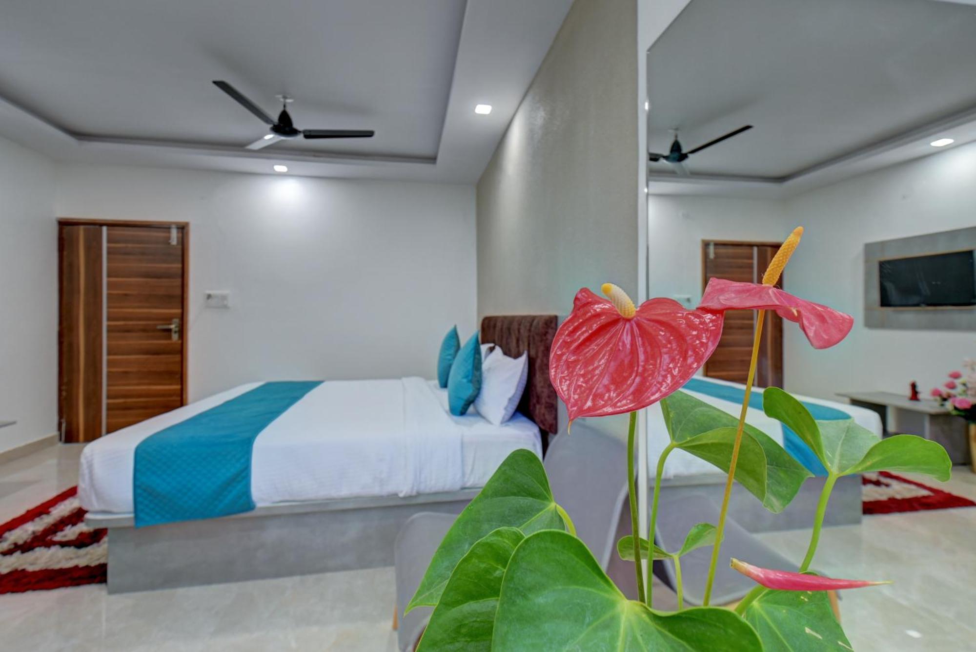 Hotel Cloud 9 Luxury Stay Mysore Exterior foto
